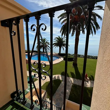 Lunaymar, 1º Línea Mar Con Piscina Estepona
